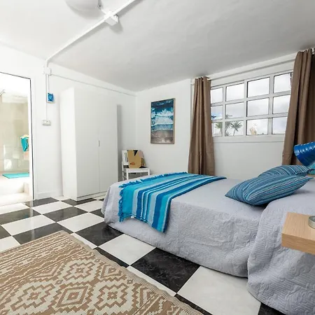 Apartment Vista Paraiso, Sea Breeze Facing The Sea